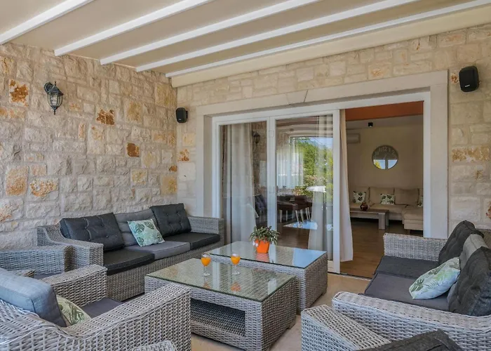 Augusta By Interhome *